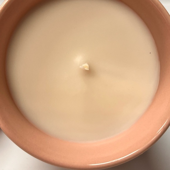 Peppermint Mocha Holiday Candle - Picture 3 of 4